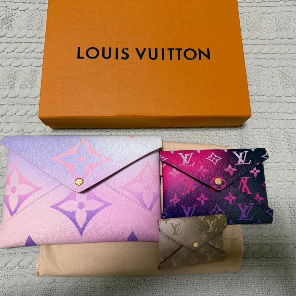 Authentic Louis Vuitton 2022 Spring in the City Kirigami Pochette Set